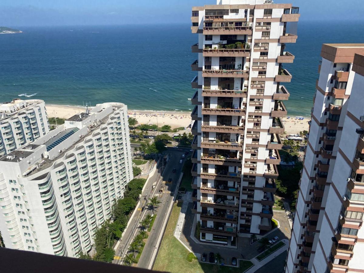 Apartamento Apartamento Em Condominio Na Beira Da Da Barra Da Tijuca Rio de Janeiro